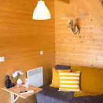 Chez Seb Et Lilou - Tiny House - Piscine Partagee - Parking - Proche Mulhouse Ferienhaus