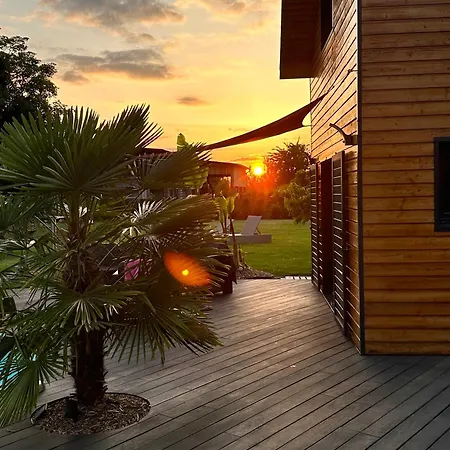 度假居 Chez Seb Et Lilou - Tiny House - Piscine Partagee - Parking - Proche Mulhouse *